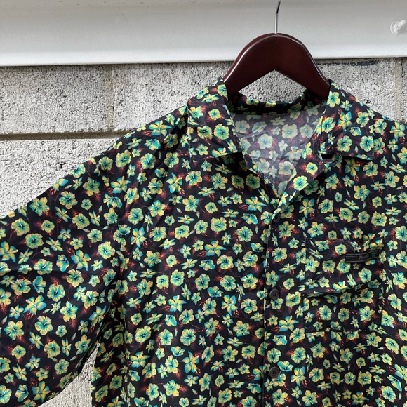 Multicolored Floral PRADA button-up - Picture 3 of 9